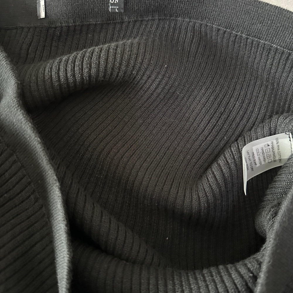 Black Ribbed Knit Skirt Peruvian Connection-new never worn - Picture 4 of 4